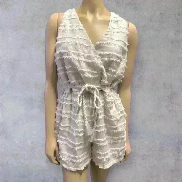 NWT Sugar Lips romper size M - Picture 6 of 15